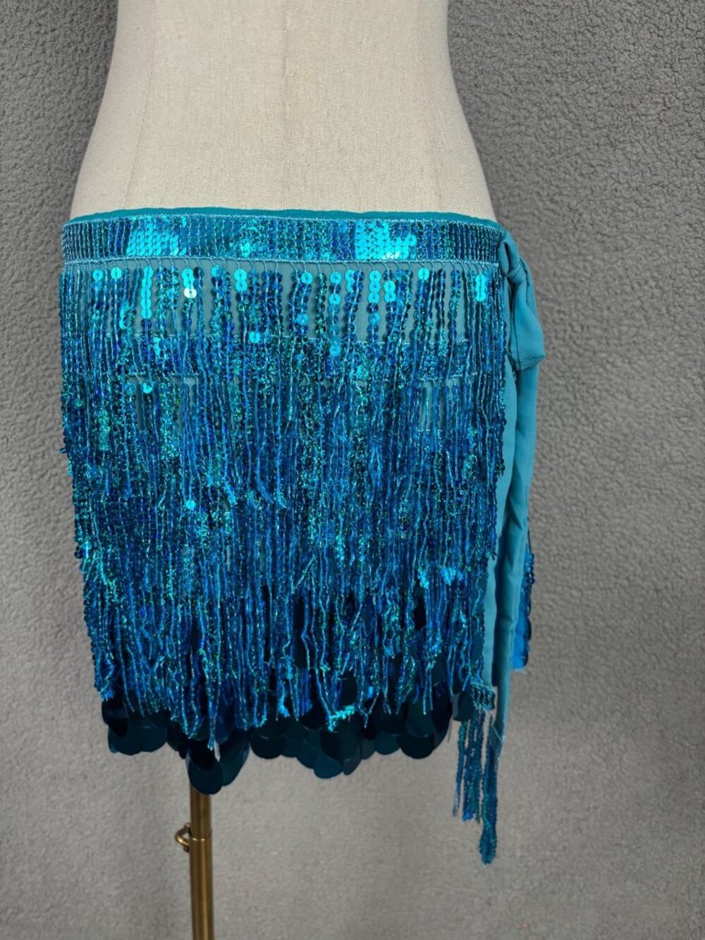 Cloace Sequin & Fringe Turquoise Belly Dancer Hip Scarf Blue Medium NWOT's.